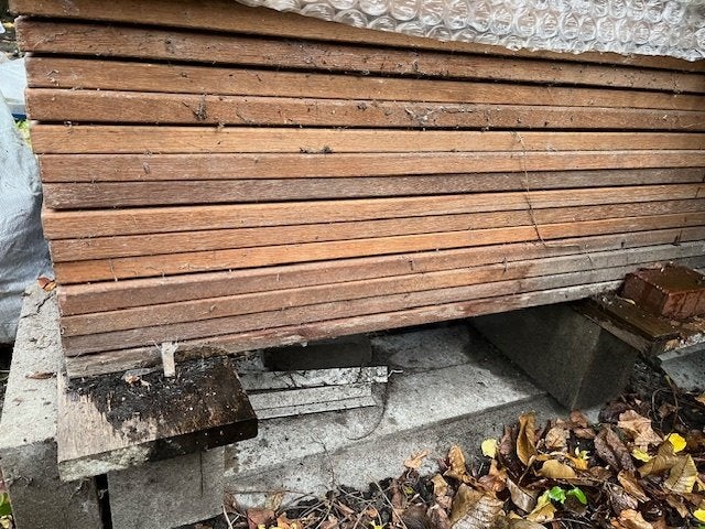 Hardhout Planken  dikte 2,8cm L. 305cm br.19cm, Ophalen, Planken, Hardhout