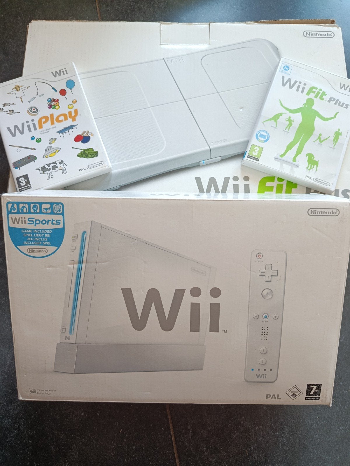 Wii complète, Consoles de jeu & Jeux vidéo, Enlèvement, Utilisé, Avec 2 manettes, Avec jeux