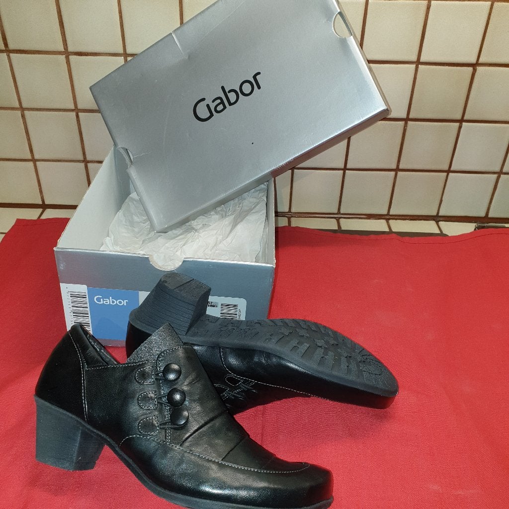 ZWARTE LEDEREN DAMESSCHOENEN “GABOR”, Zwart, Lage of Enkellaarzen, Gabor, Nieuw