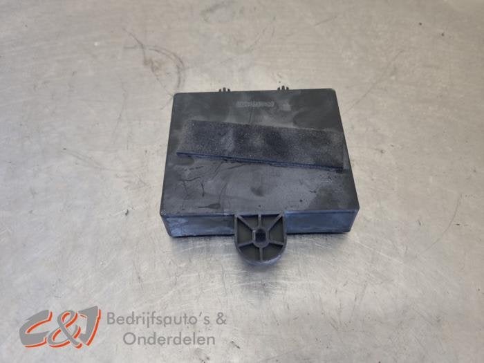 Module (divers) d'un Renault Trafic, Renault, -, 3 mois de garantie, Utilisé