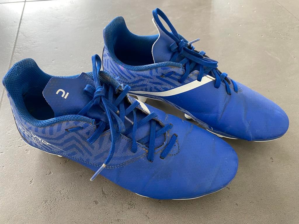 Decathlon voetbalschoenen maat 38, Sport en Fitness, Voetbal, Ophalen, Zo goed als nieuw
