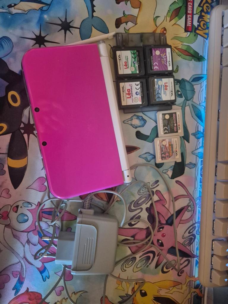 New 3ds xl roze, Games en Spelcomputers, Spelcomputers | Nintendo DS, Ophalen of Verzenden