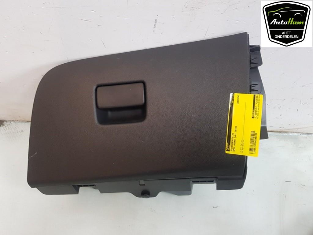 COMPARTIMENT A GANTS Opel Astra K Sports Tourer, Utilisé, Opel