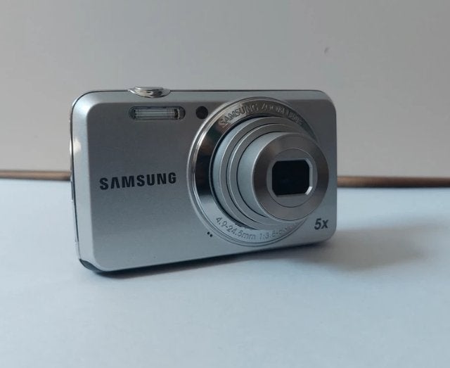 Samsung ES80 silver – 5x zoom digital camera, Gebruikt, Compact, Ophalen of Verzenden, 4 t/m 7 keer