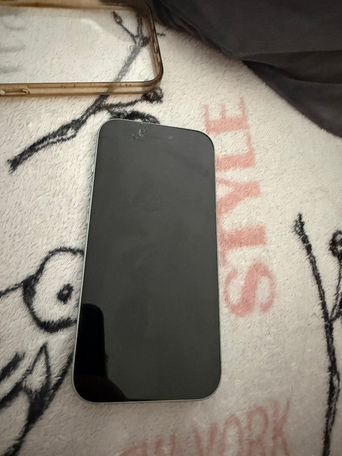 iphone 15, 128gb blauw , krak vanboven beschermglas afgehaal, Ophalen, Zo goed als nieuw