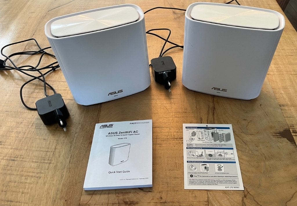 ASUS ZenWiFi AC Model: CT8, Ophalen of Verzenden, Zo goed als nieuw, Router, Assus