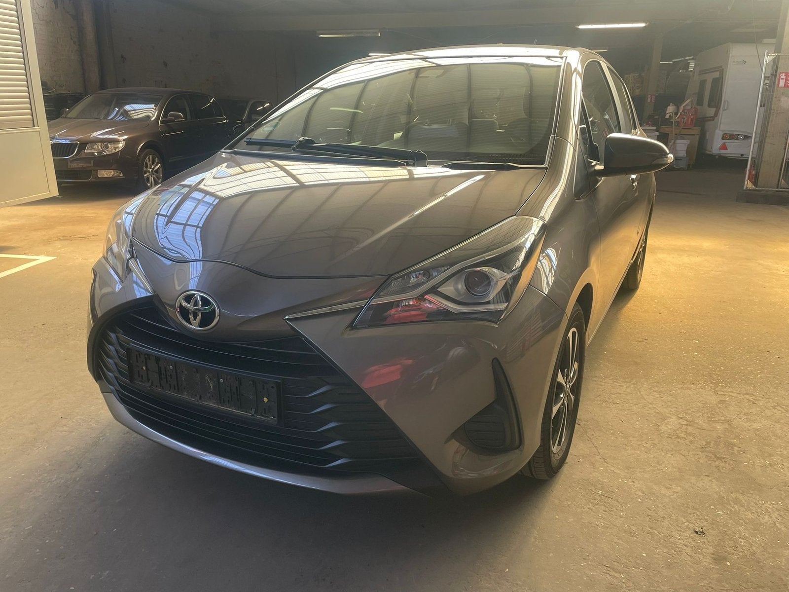 Toyota Yaris 1.5 Benzine 2017 102 000 KM NAVI CAMERA AIRCO, Auto's, 82 kW, Handgeschakeld, 5 deurs, Particulier