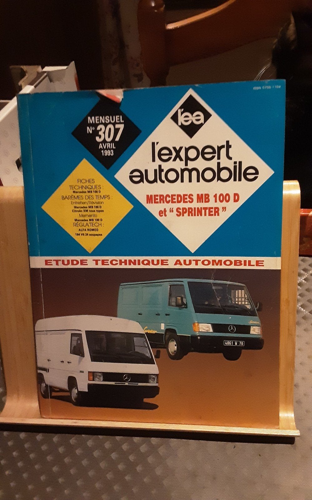 Mercedes-Benz mb 100d et sprinter l expert automobille, Boeken, Auto's | Boeken, Ophalen of Verzenden, Mercedes