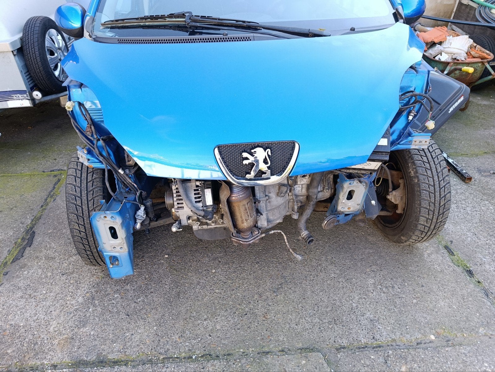 Peugeot 107 accidenté, Autos, Euro 5, Boîte manuelle, 905 kg, 5 portes