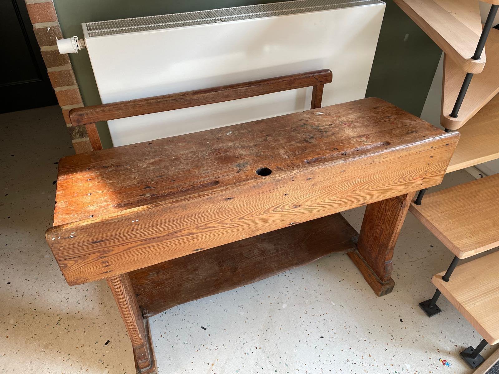Banc d’écolier, Enlèvement