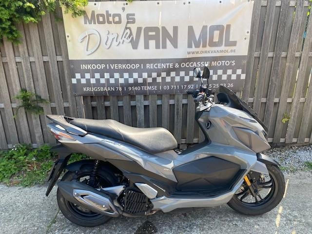 sym jetx 125 abs bj 2022 goede staat, Motoren, Scooter, 125 cc, 11 kW of minder, Automaat