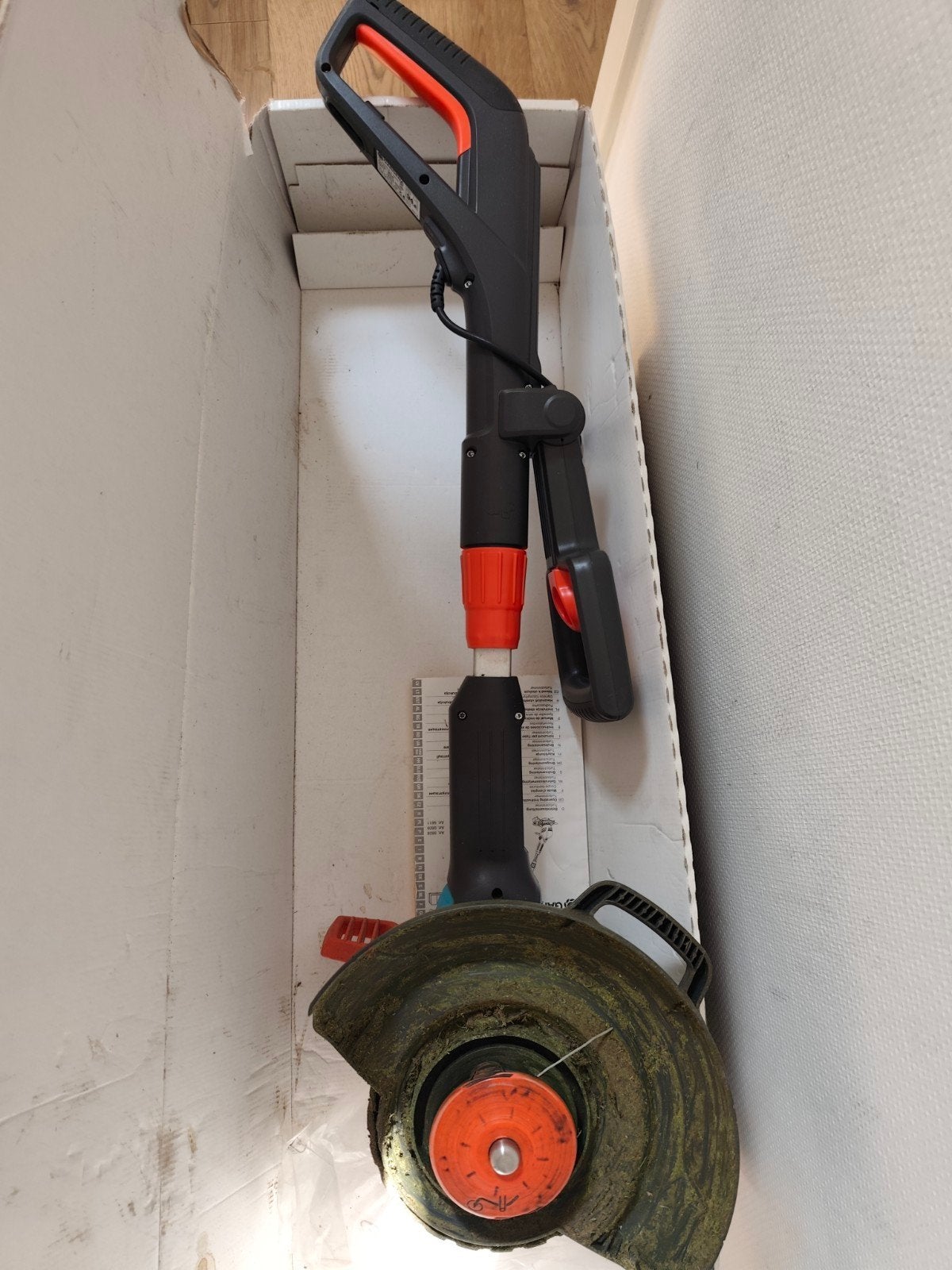 Used part for Gardena ComfortCut Trimmer 550/28. Good condit, Enlèvement
