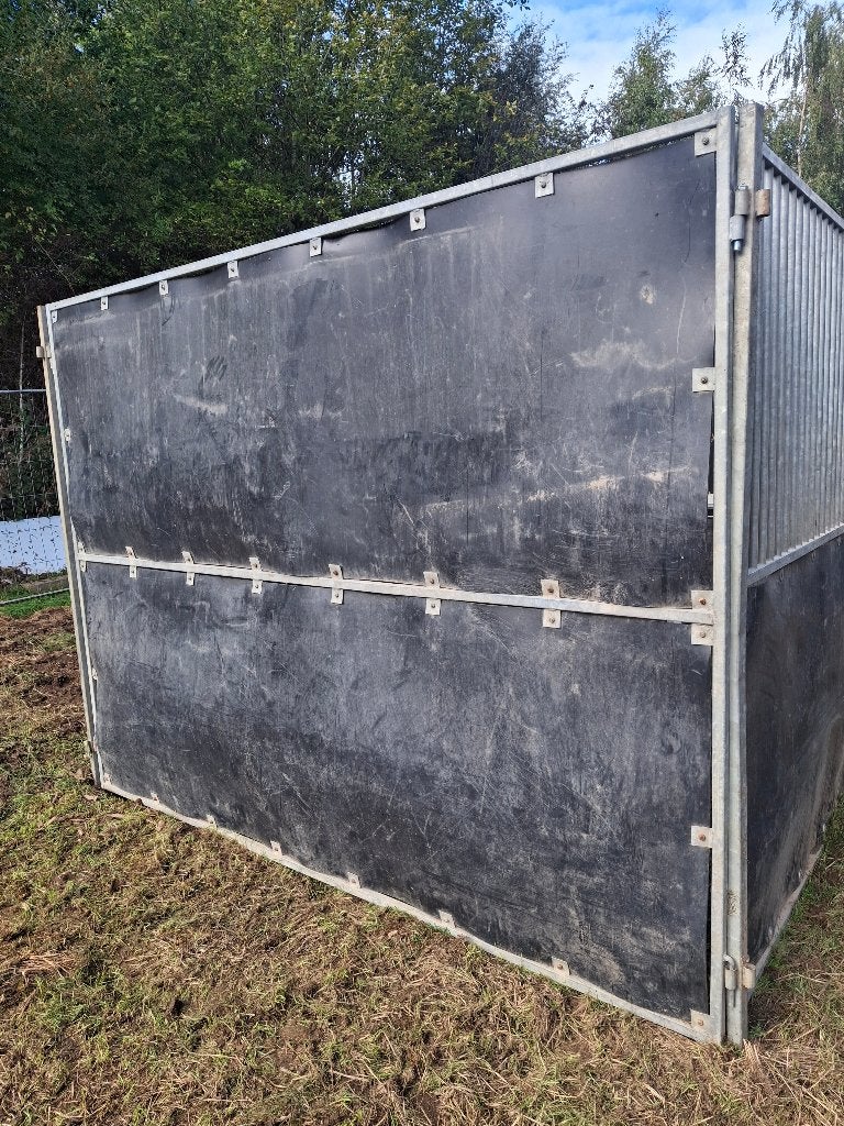 Wanted - panneaux pour boxes à chevaux, Mise à l'étable, 2 ou 3 chevaux ou poneys