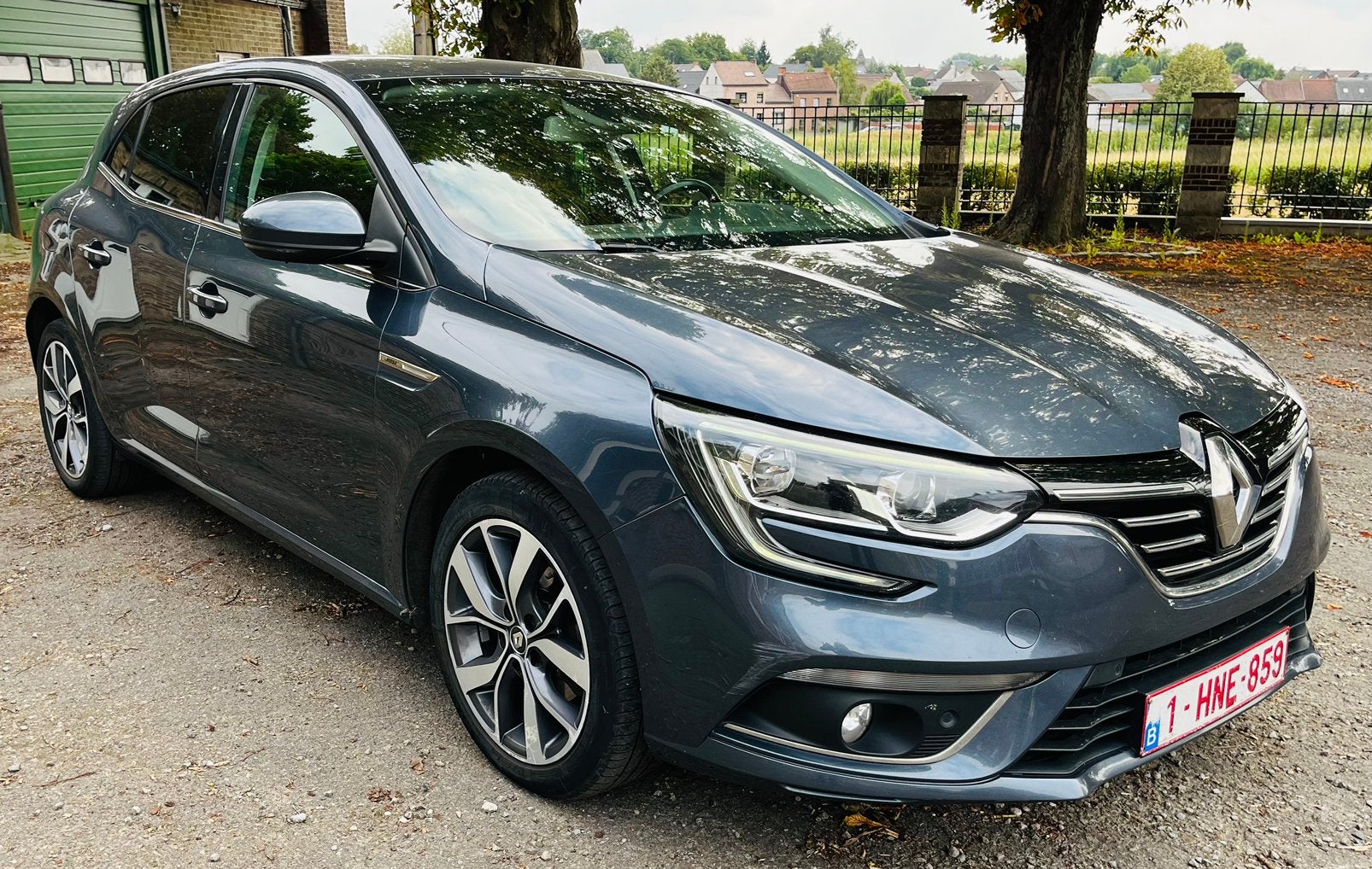 Renault Megane 1.2TCe, Auto's, Android Auto, Leder, Particulier, Handgeschakeld