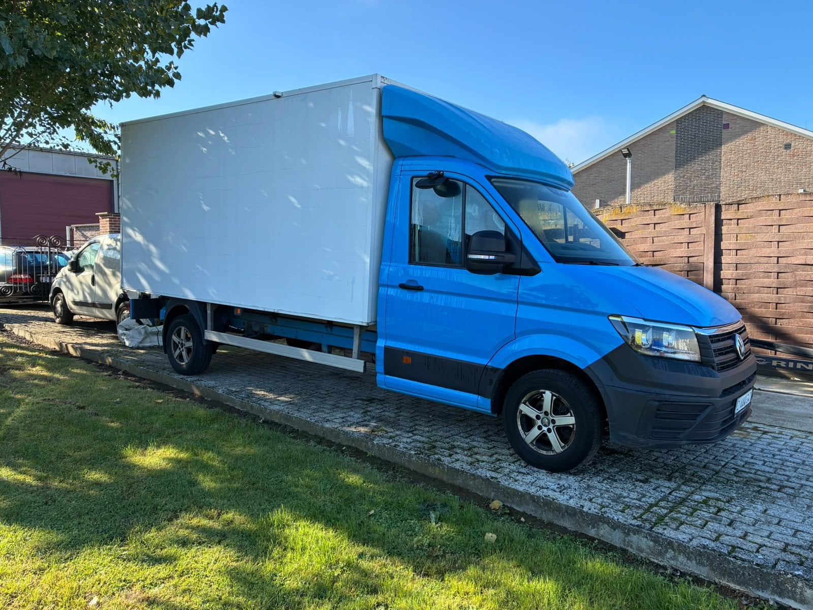 crafter 2.0 tdi 2021, Auto's, Voorwielaandrijving, 4 deurs, Blauw, Bedrijf