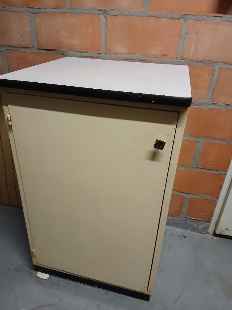 Armoire de cuisine vintage en bois, Maison & Meubles, Enlèvement, Utilisé