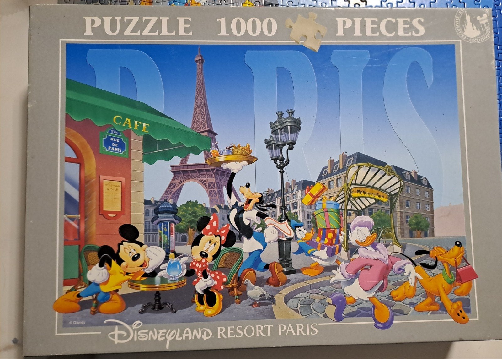 puzzle disney 1000 pièces. rare disneyland paris, Ophalen of Verzenden, Legpuzzel