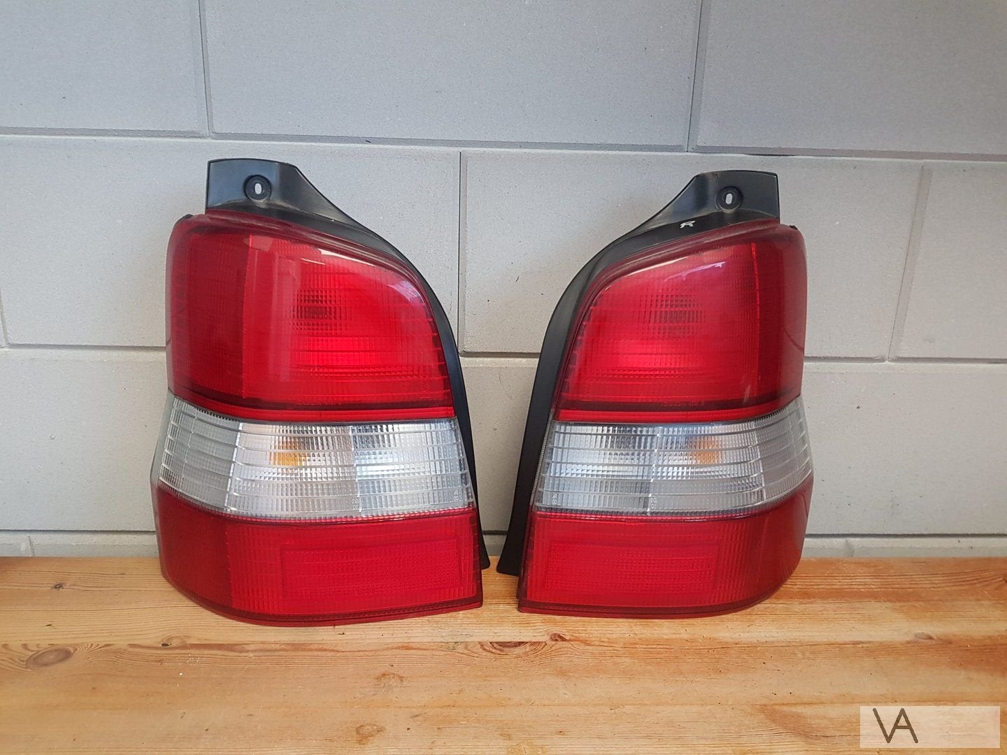 Achterlicht rechts Mazda Demio 1998 - 2001 passagier €30, -, Mazda, Utilisé, -