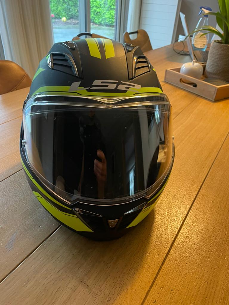 Motorhelm met ingebouwd cardo systeem, Ophalen, M