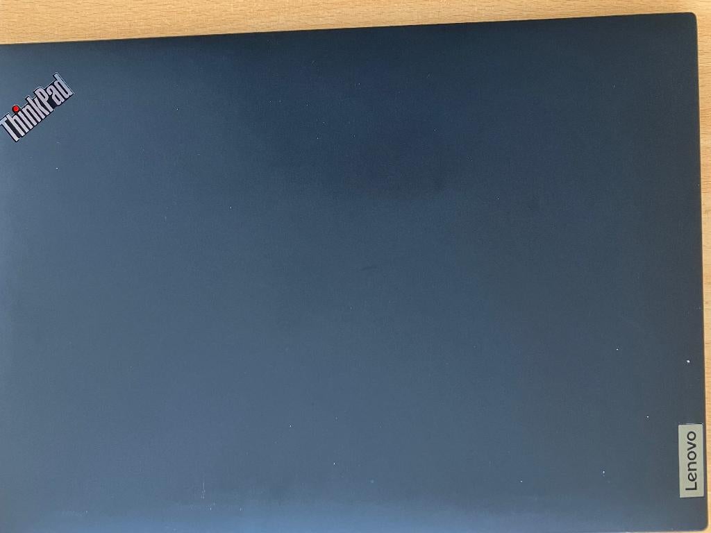 Lenovo ThinkPad T16 gen2 avec 48 Go de mémoire DDR5, Intel Core U7, 16 pouces, SSD, Azerty