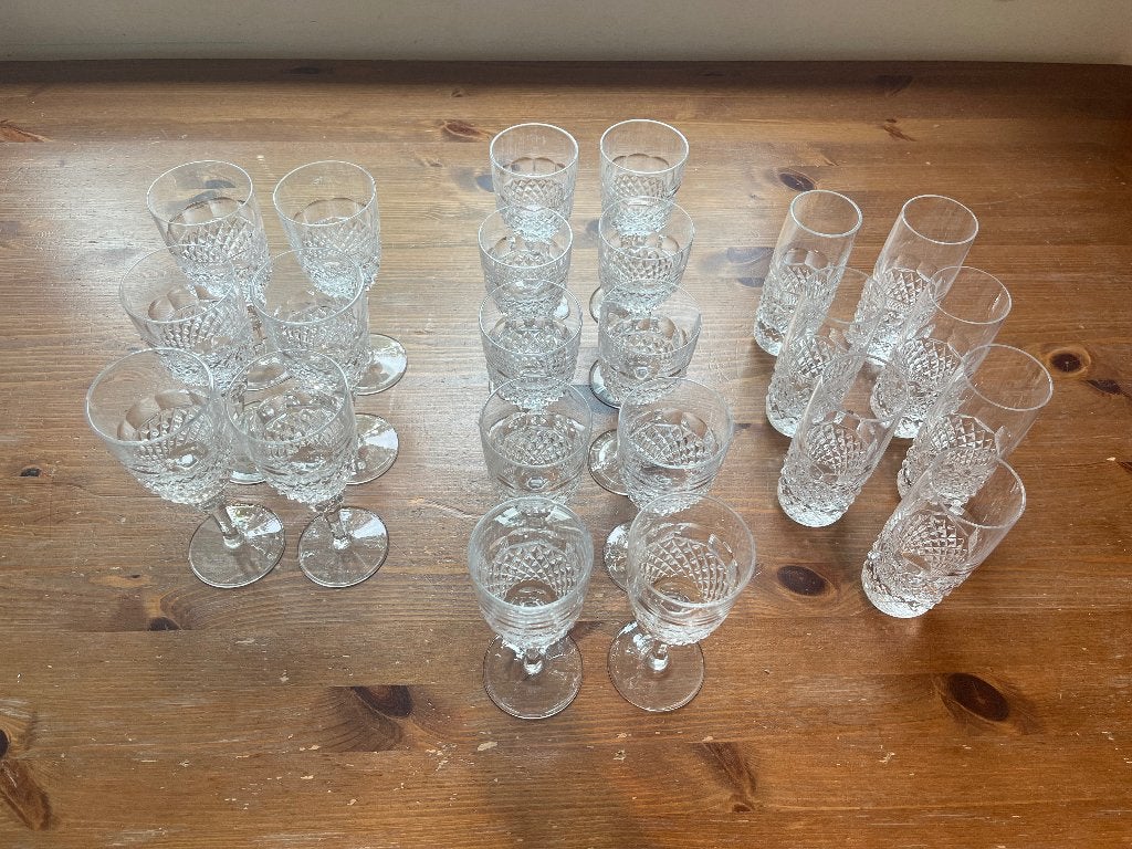 Set van 23 kristallen glazen, Antiek en Kunst, Antiek | Glaswerk en Kristal, Ophalen of Verzenden