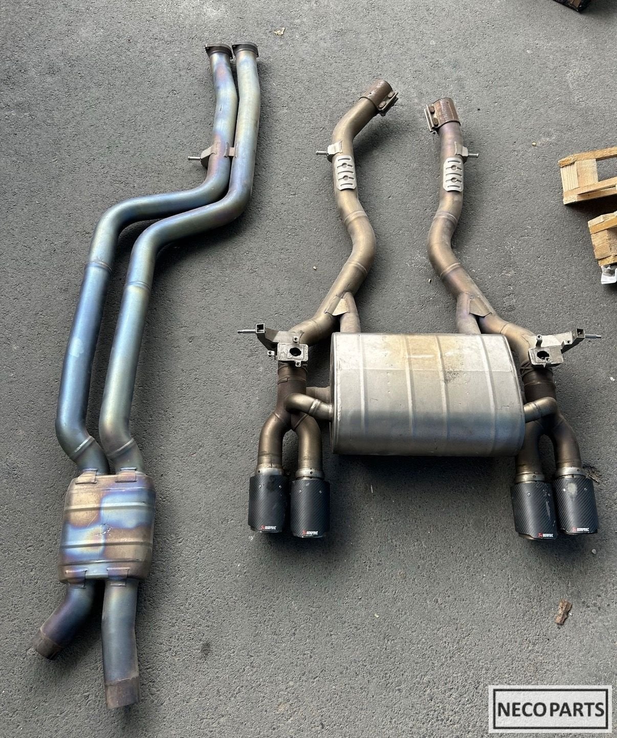 BMW M3 M4 F80 F82 AKRAPOVIC UITLAAT ORIGINEEL, -, Utilisé, -, Enlèvement ou Envoi