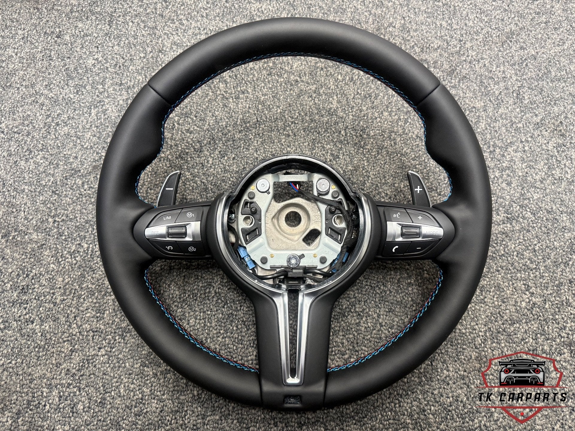 Bmw M-pakket 1/3/4 serie stuurwiel plug and play, Auto-onderdelen, Petuelring 130
80788  Munich, DE, Info@bmw.de, Nieuw, BMW