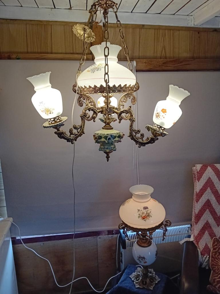 Set antieke lampen melkglas met bloemen, Ophalen