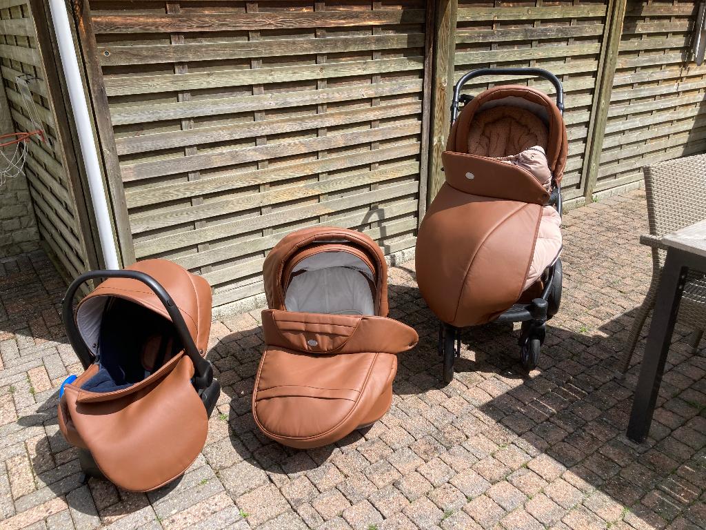 Buggy P’tit Chou (3 in 1 Maxi Cosi/Isofix, Bed & Buggyzit), Ophalen, Gebruikt, Overige merken, Verstelbare rugleuning