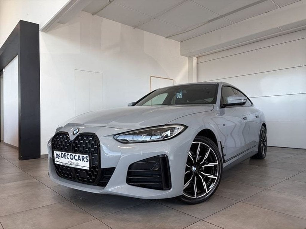 BMW Serie 4 M pack / Carplay & Android auto / Camera / Sfee, Auto's, Automaat, 5 deurs, Euro 6, Zwart
