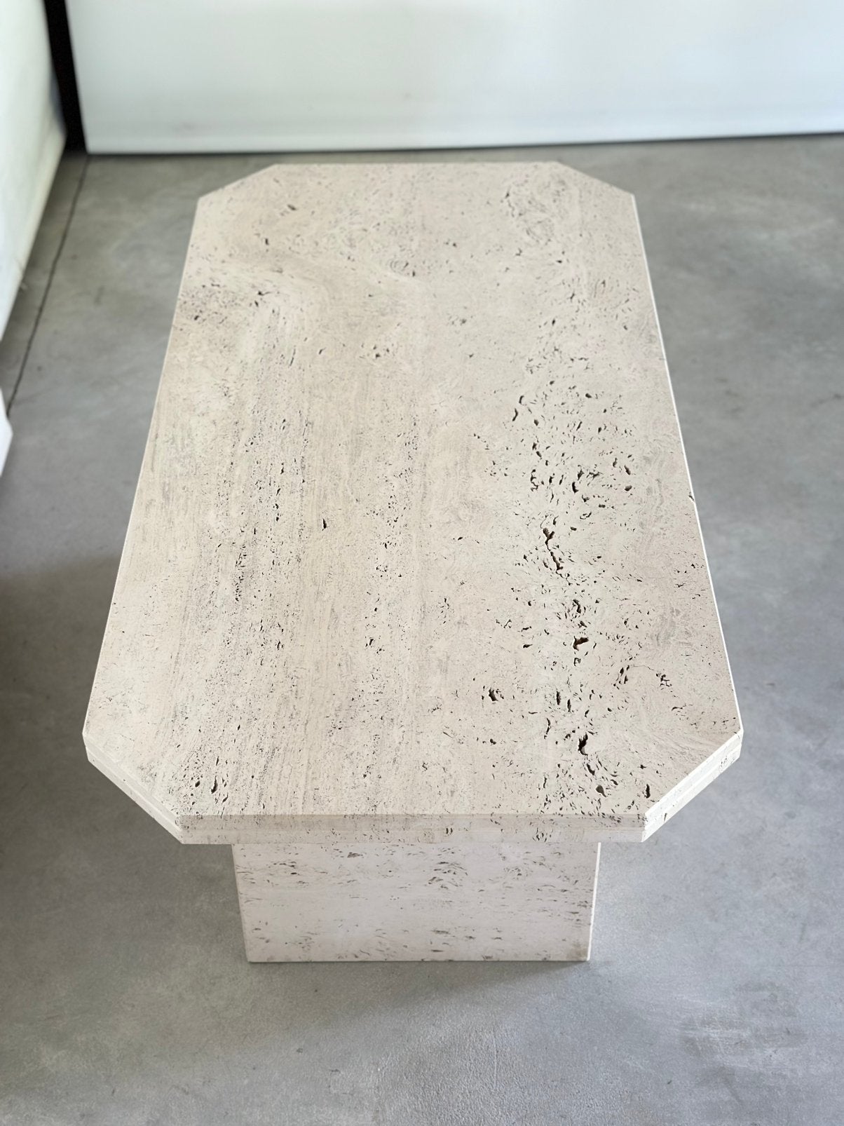 Vintage travertine coffeetable, Ophalen