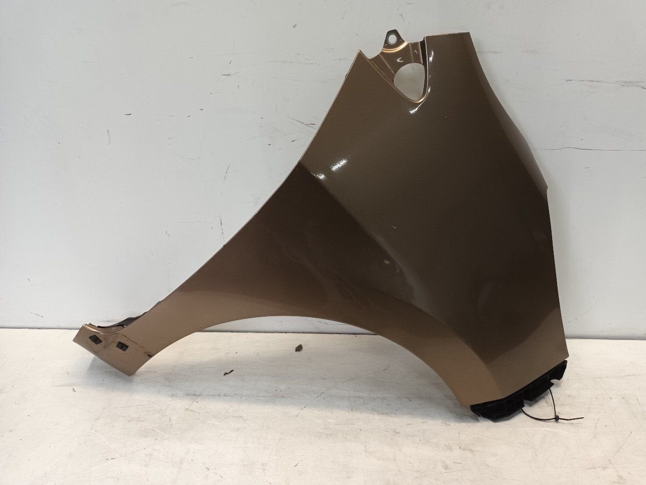 Spatbord rechts voor Kia Picanto, Auto-onderdelen, Onderdelen@venauto.nl, Van der Ven Autorecycling B.V., Ettenseweg 76, 4706 PB Roosendaal, The Netherlands