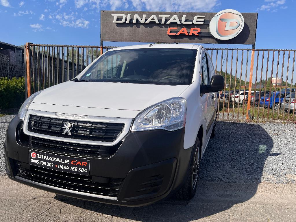 Peugeot Partner 1.6 HDI 100 cv Utilitaire TVAC, Autos, Camionnettes & Utilitaires, Entreprise, Achat, ABS, Airbags, Air conditionné