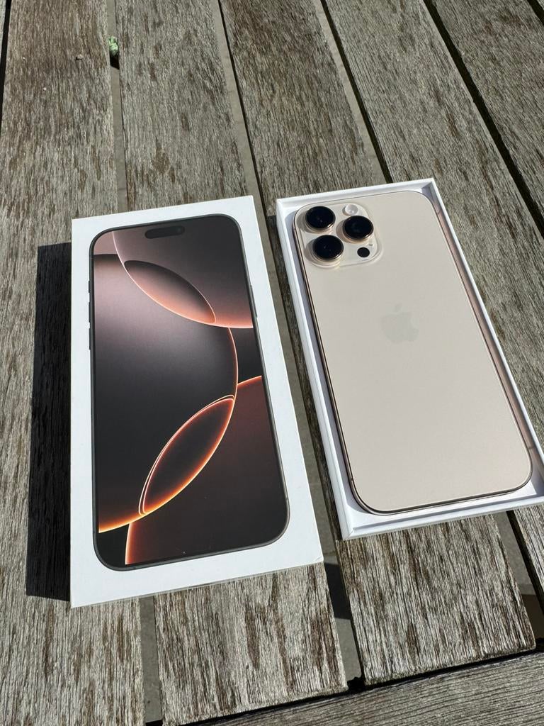 iPhone 16 Pro Max 256 Go Desert Titanium - Batterie à 100 %, 256 GB, Enlèvement ou Envoi, IPhone 16 Pro Max, Comme neuf