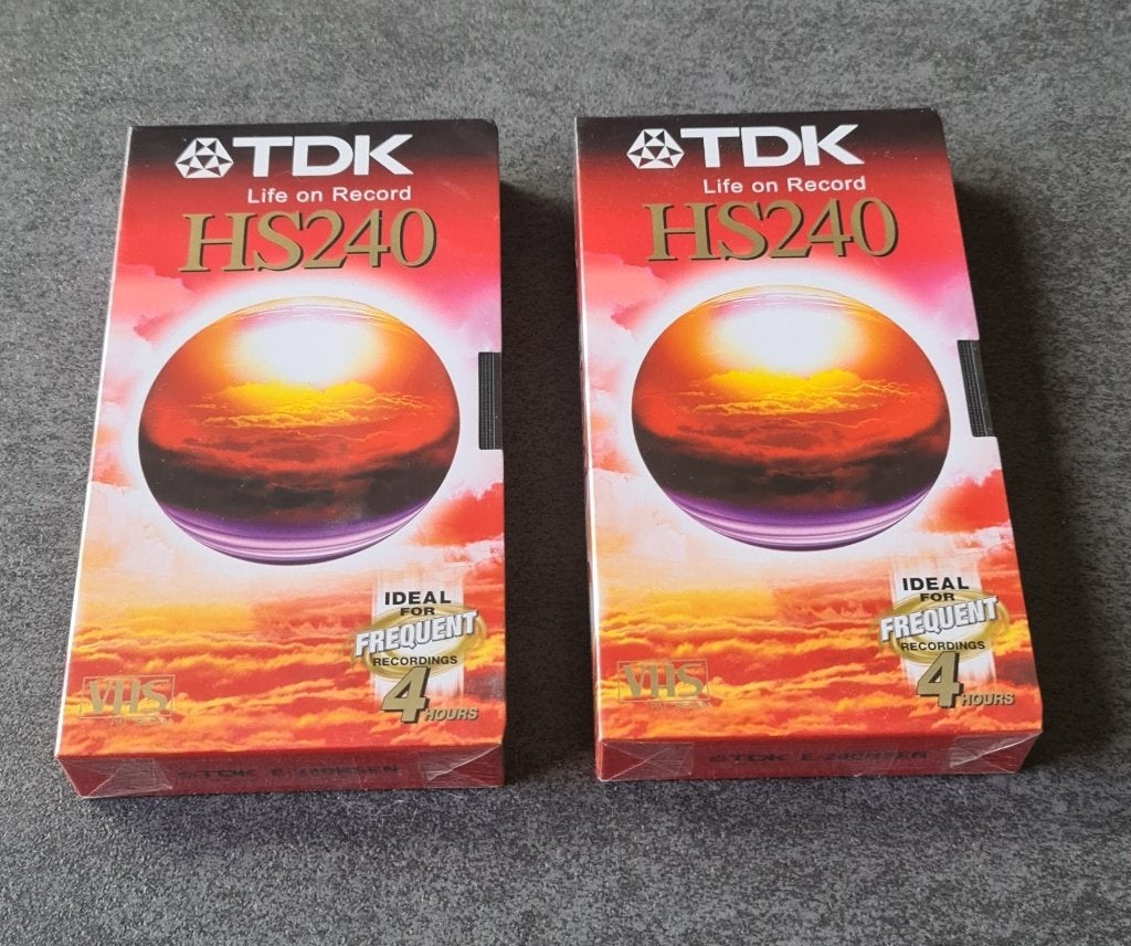 Nieuw Sealed: 2 TDK VHS cassetten van 240 min, CD & DVD, VHS | Film, Enlèvement ou Envoi, Tous les âges, Autres genres, Neuf, dans son emballage