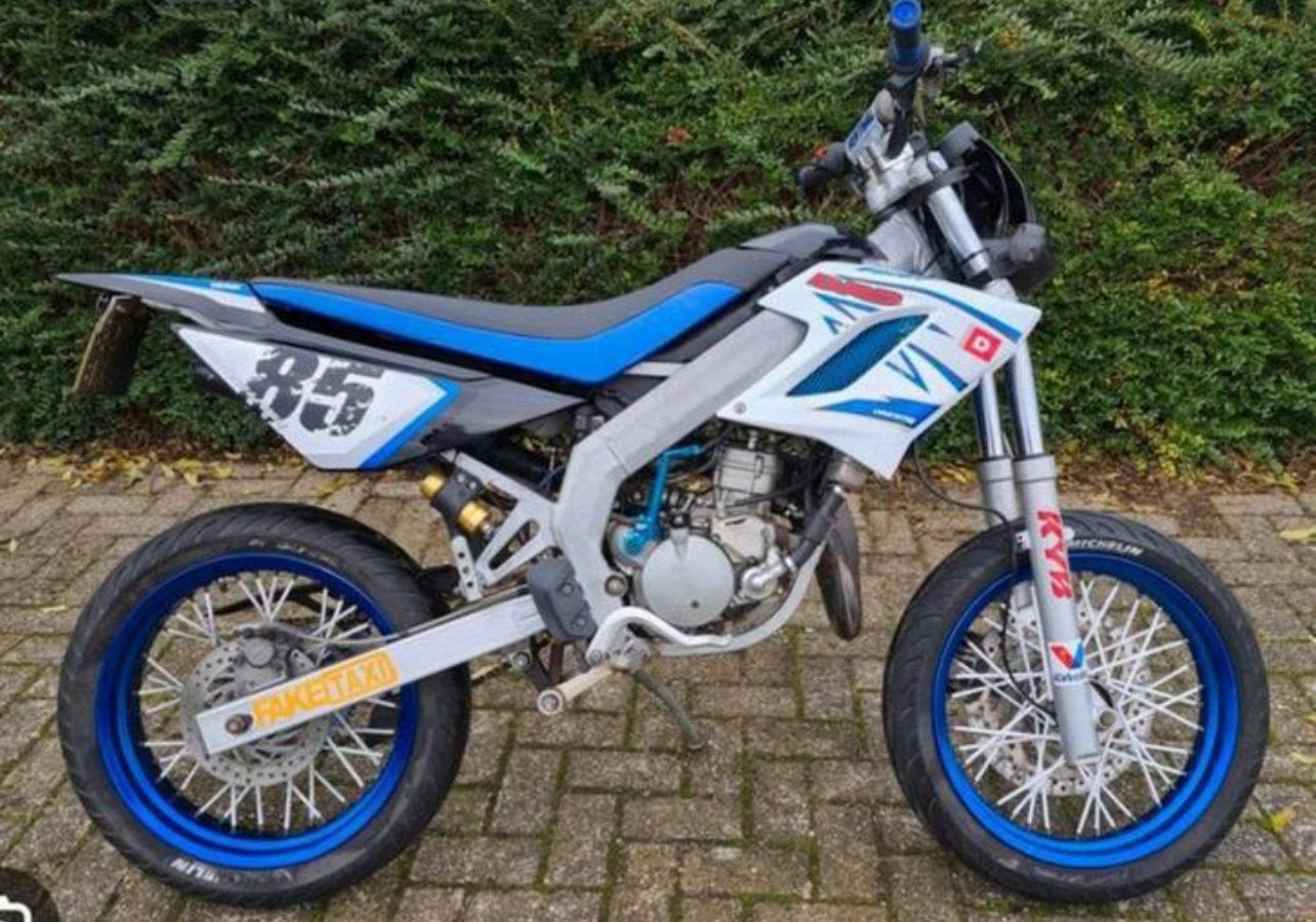 GEZOCHT: Derbi, aprillia, beta projecten, opknappers etc, Fietsen en Brommers, Ophalen of Verzenden, Zo goed als nieuw