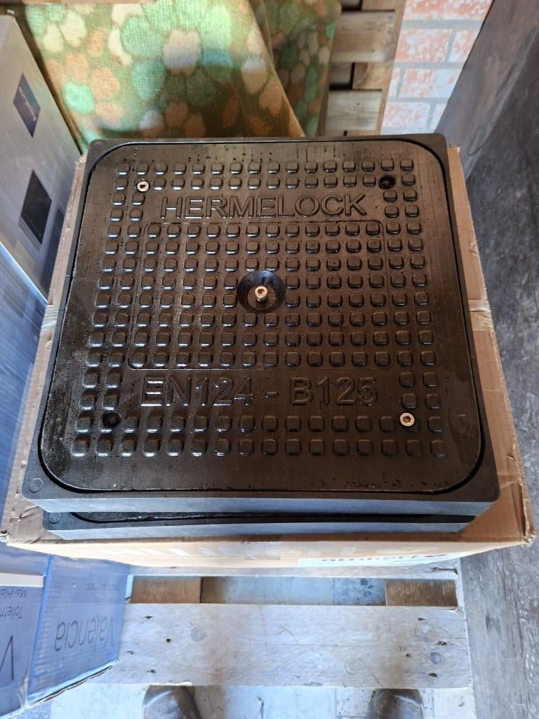 geurdichte putdeksels, Doe-het-zelf en Bouw, Ophalen, Nieuw