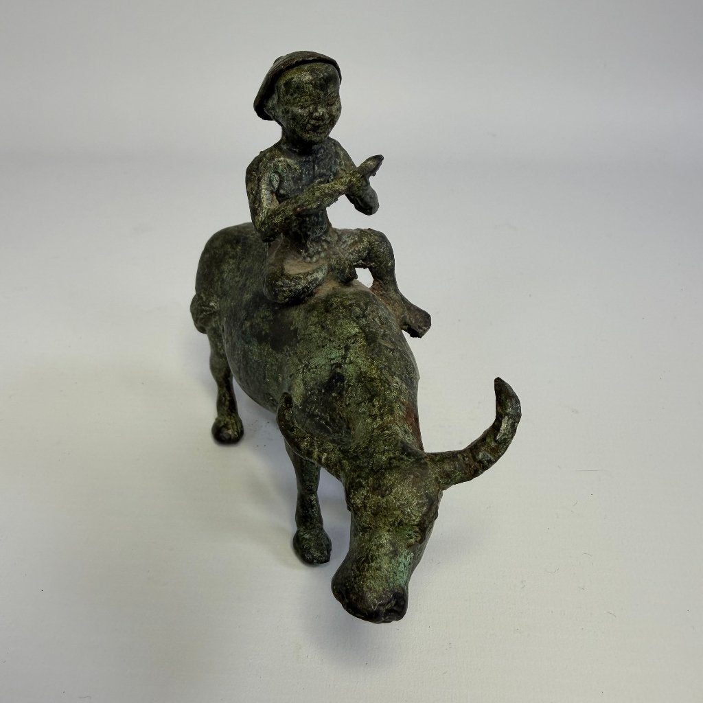 Statue ancienne en bronze d'un garçon sur un buffle d'eau, Collections, Enlèvement ou Envoi, Utilisé, Animal