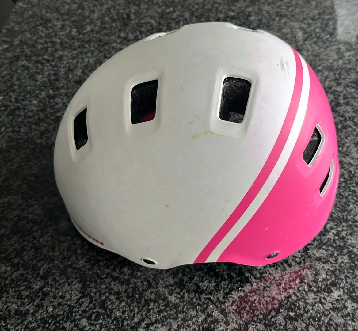 Fietshelm voor kinderen, Vélos & Vélomoteurs, Enlèvement, Comme neuf, Fille