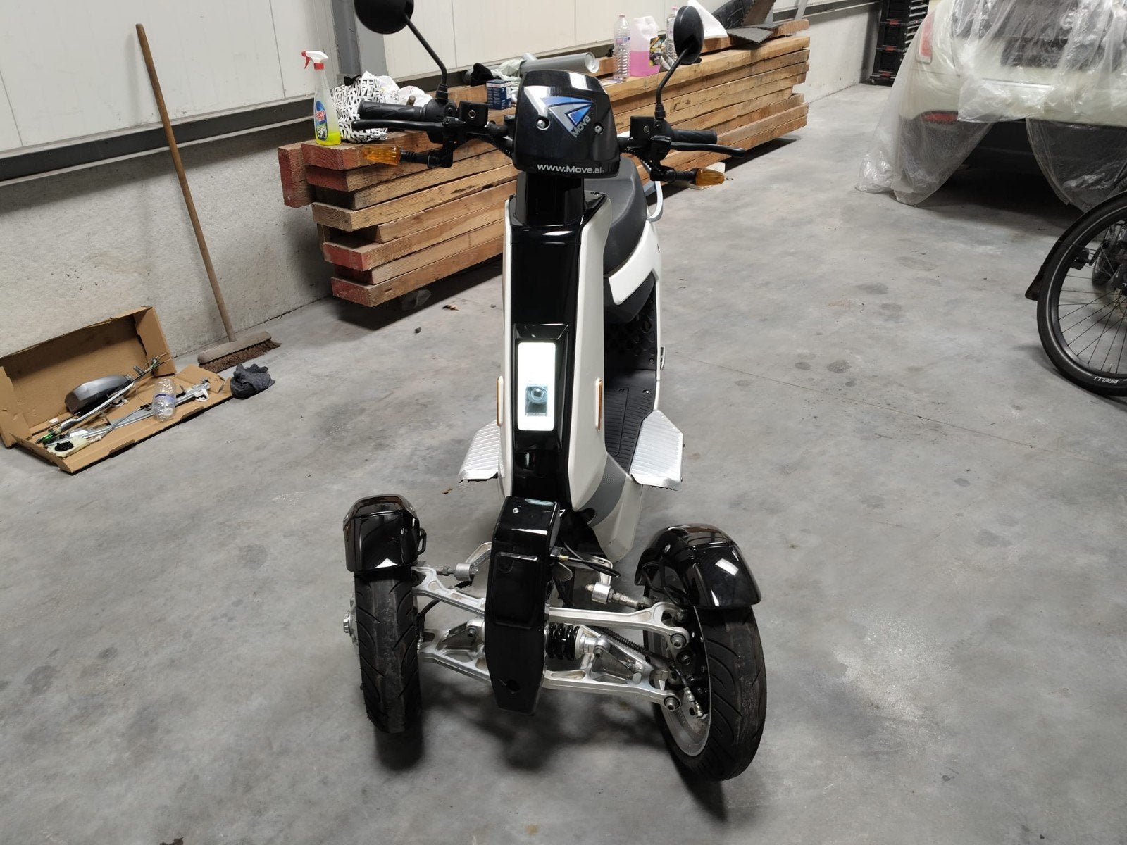 KNVB Vigorous TOL2000DZK V28 bromf 3wieler 2500km