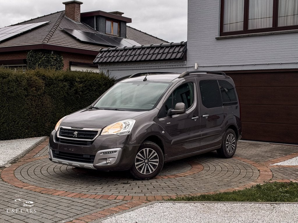 Peugeot Partner Tepee 1.2 110pk | Navi | Airco | Cruise, Autos, Argent ou Gris, Achat, Euro 6, Entreprise