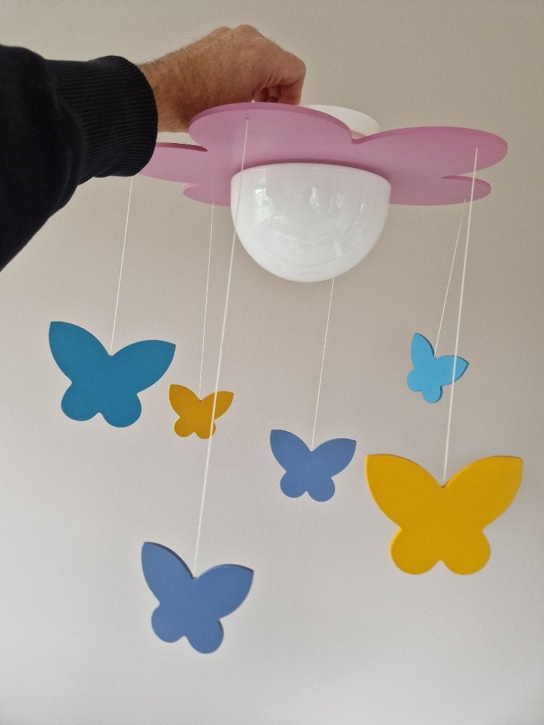 Luminaire chambre enfant. Motif papillons. Etat impeccable !, Enlèvement, Comme neuf