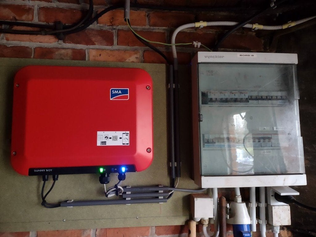 omvormer zonnepanelen sunny boy2.5-1VL40 + rails  toebehoren, Ophalen, Gebruikt, Overige typen