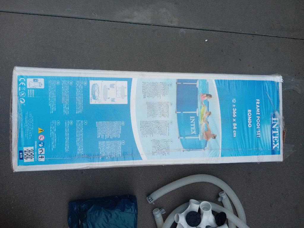 Ensemble de piscine Intex rond 366x84 cm avec cadre, 200 à 400 cm, 300 cm ou plus, Rond, Comme neuf