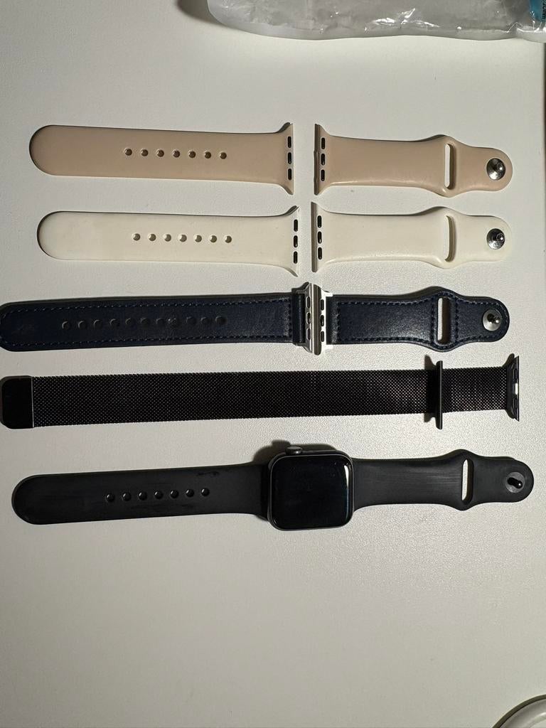 Apple Watch Spacegrey 2020 SE 40mm incl. oplader, Montre-bracelet, Autres marques, Enlèvement ou Envoi, Utilisé