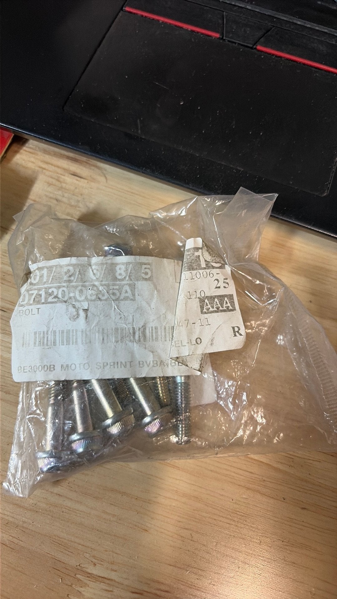 Boulons SGP Suzuki M6x35mm - 07120-0635A (10 pièces), Enlèvement, Comme neuf