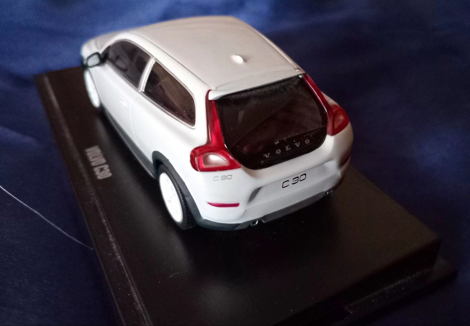 Volvo C30, Enlèvement
