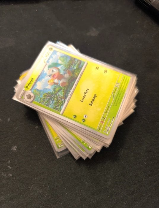30 glanzende vf reverse Pokémon-kaarten, Ophalen of Verzenden, Zo goed als nieuw, Booster