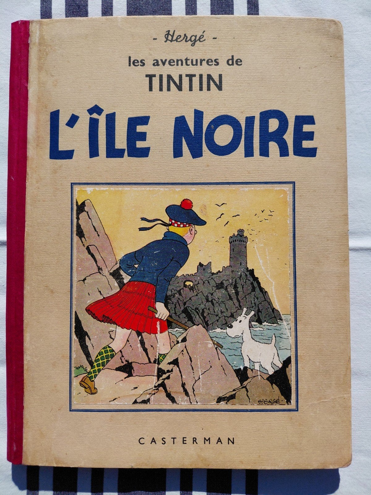 TINTIN L’Île Noire - 1941 - N&B, Livres, Enlèvement ou Envoi, Une BD, Utilisé, Hergé