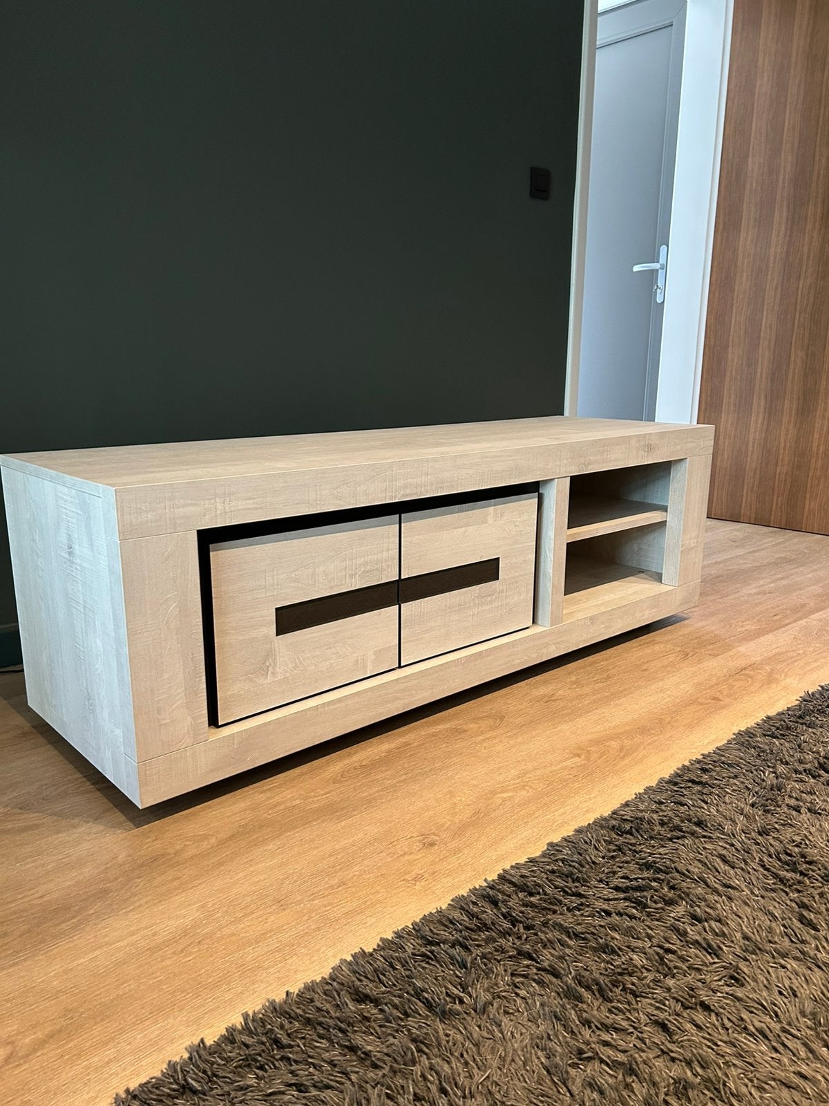 TV-MEUBEL, Ophalen, 150 tot 200 cm, Zo goed als nieuw, Minder dan 100 cm